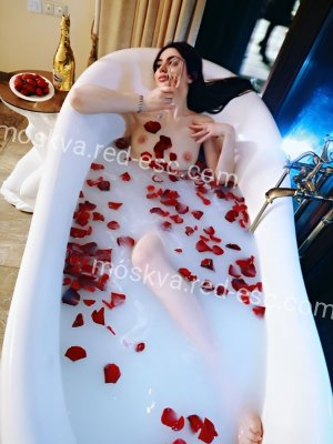 Алина — Менделеевск